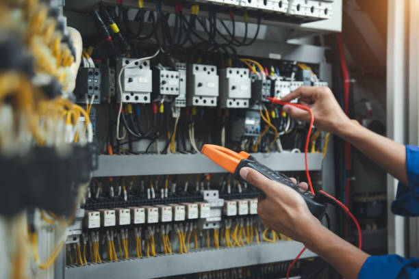 Best 24-Hour Electrician  in Williamsburg, FL