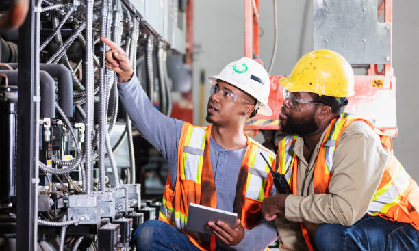 Best Electrical Installation Contractor  in Williamsburg, FL